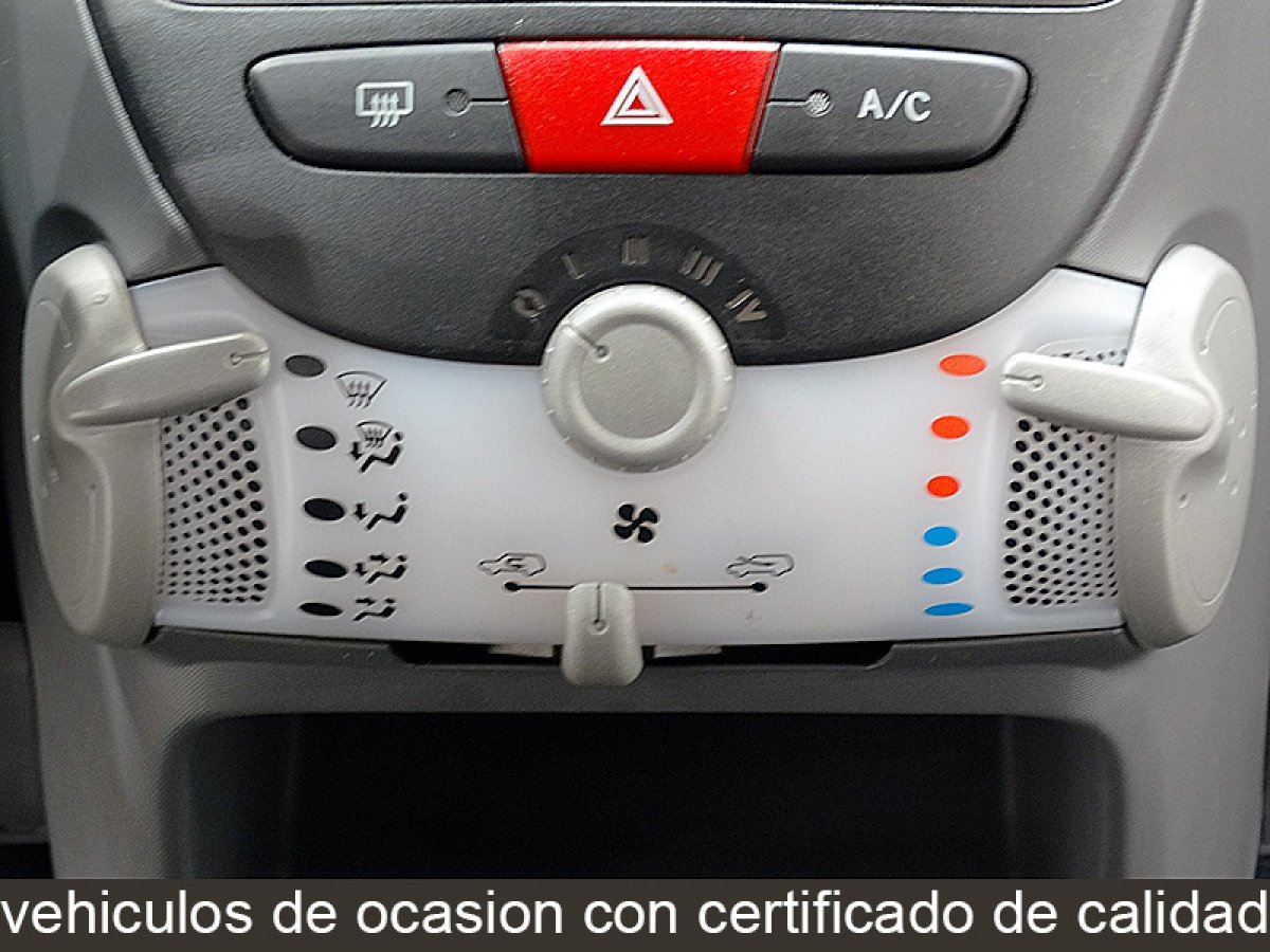 Foto Toyota Aygo 29