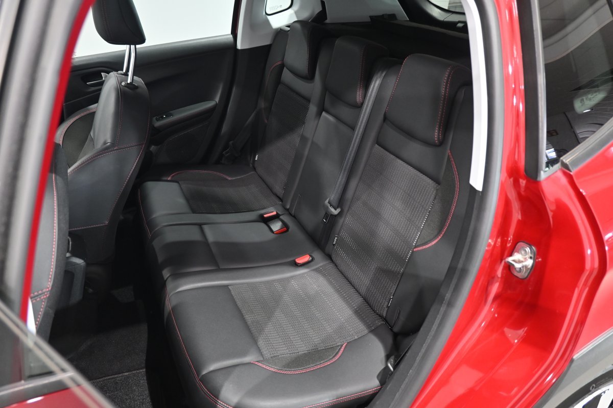 Foto Peugeot 2008 11