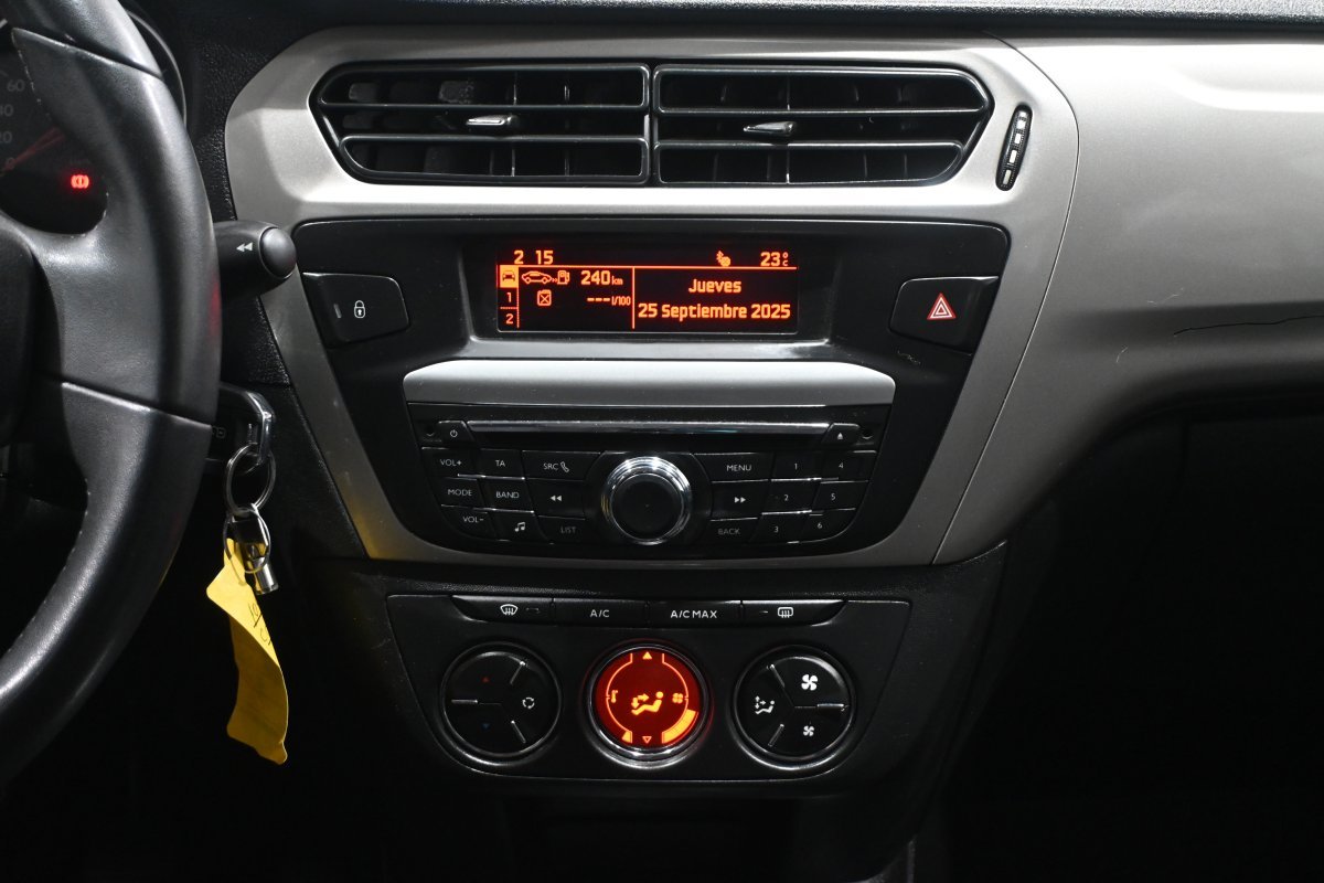 Foto Citroën C-Elysèe 14