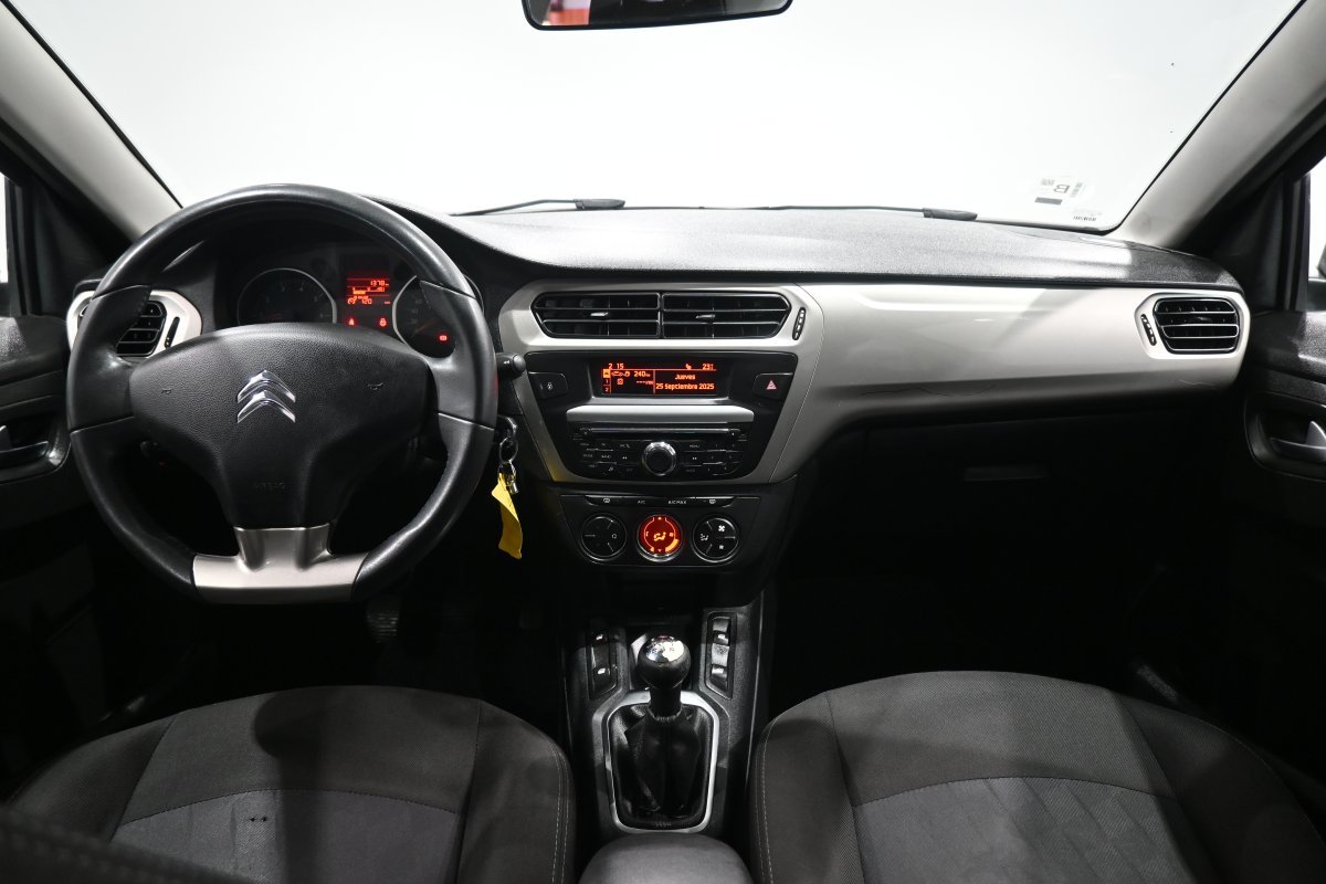 Foto Citroën C-Elysèe 16