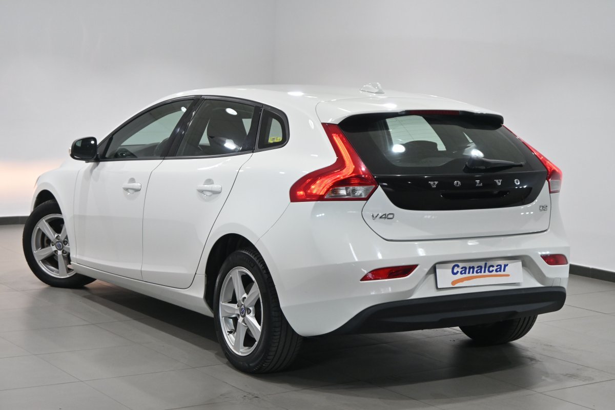 Foto Volvo V40 6 Foto Volvo V40 6
