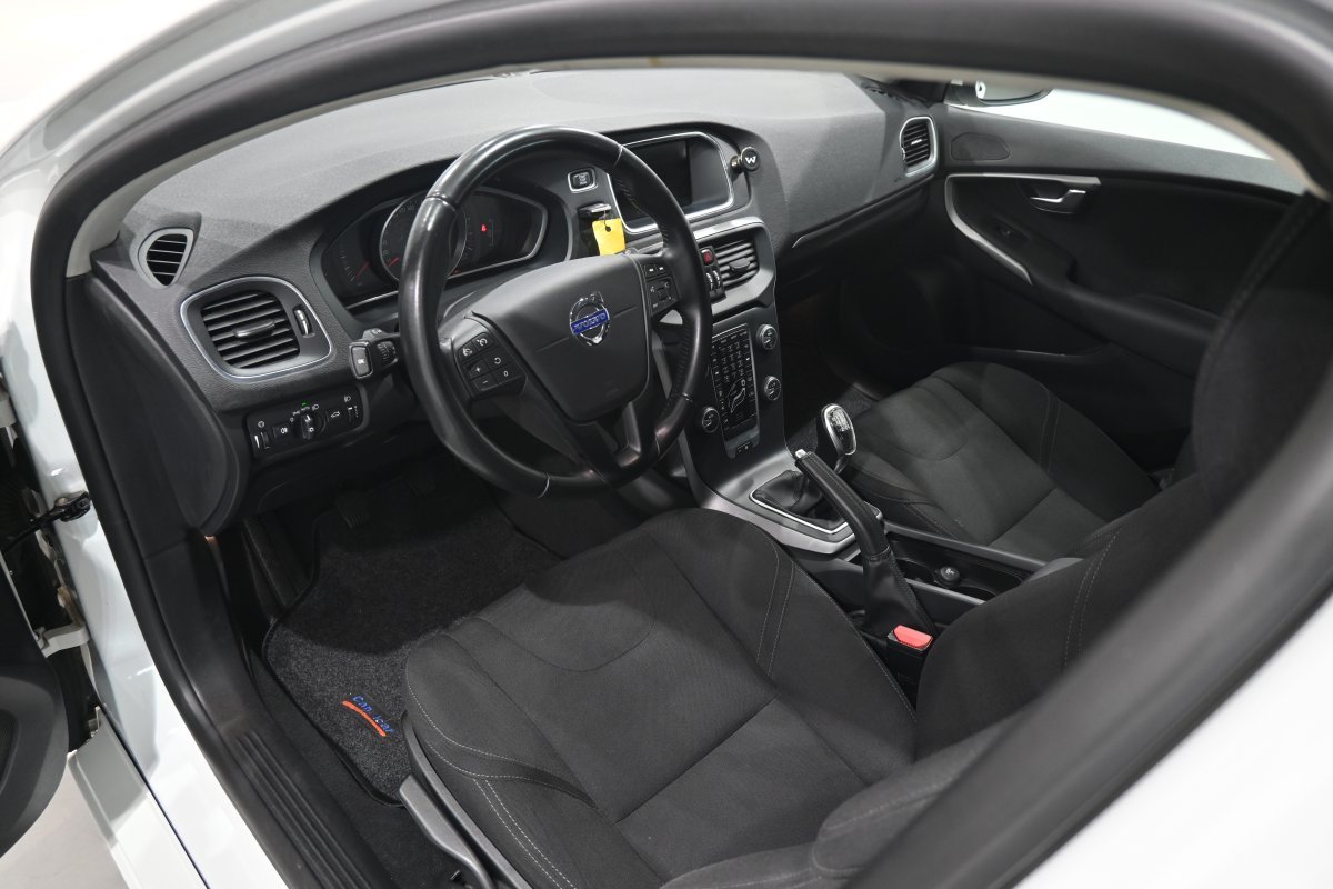 Foto Volvo V40 9 Foto Volvo V40 9