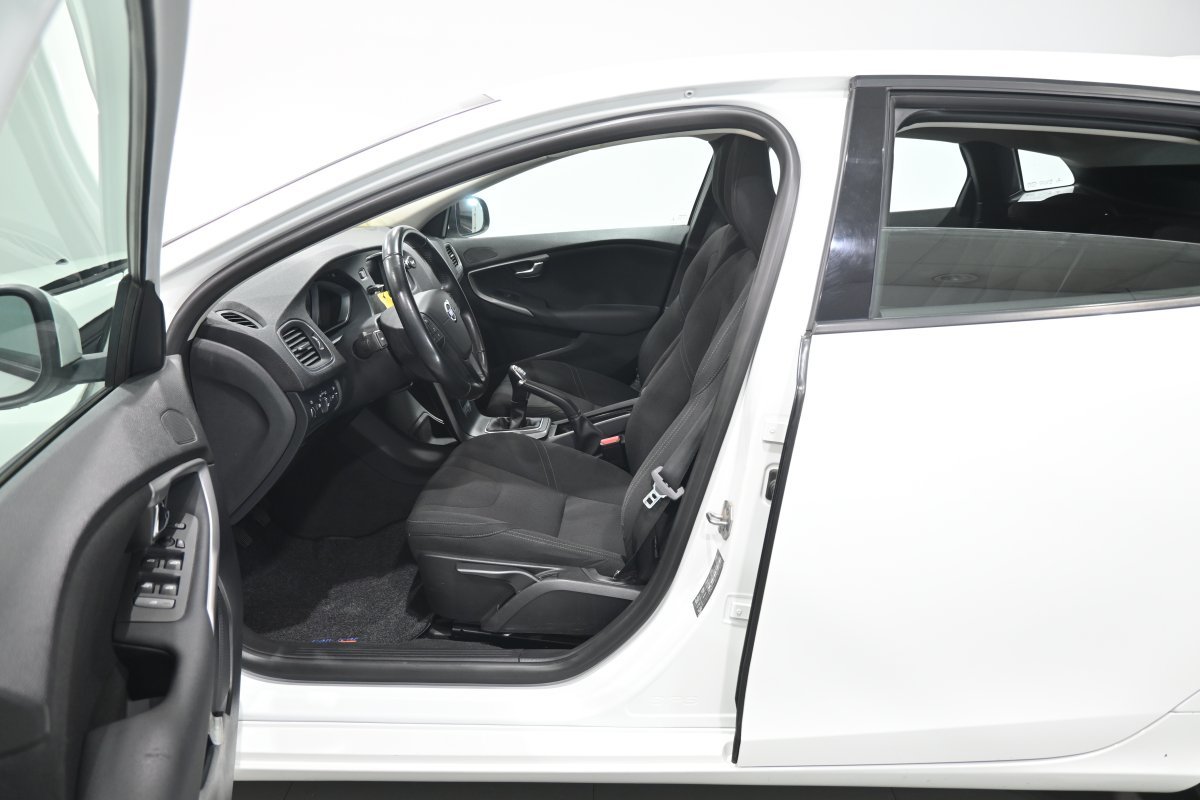 Foto Volvo V40 10 Foto Volvo V40 10