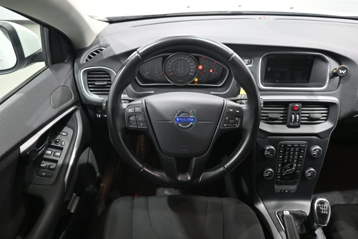 Foto Volvo V40 19 Foto Volvo V40 19