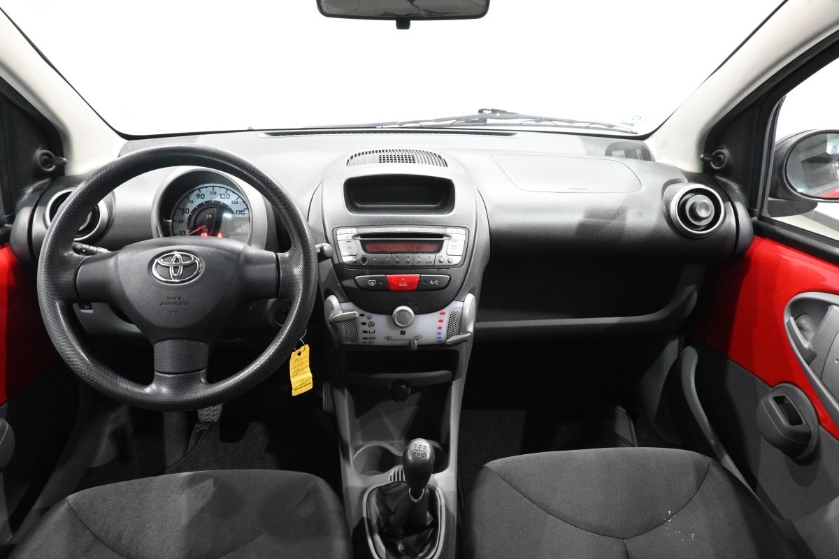 Foto Toyota Aygo 16