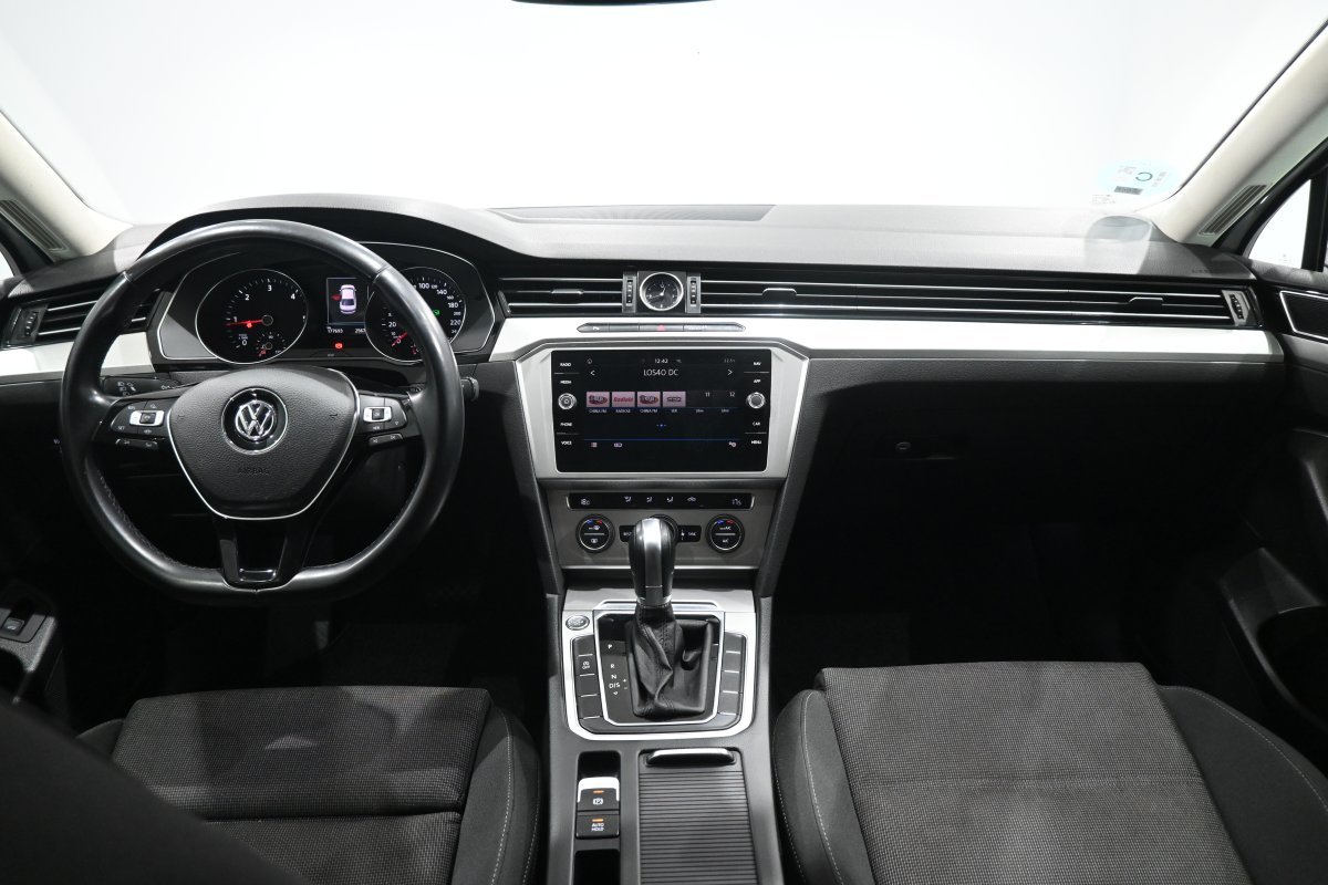 Foto Volkswagen Passat 18