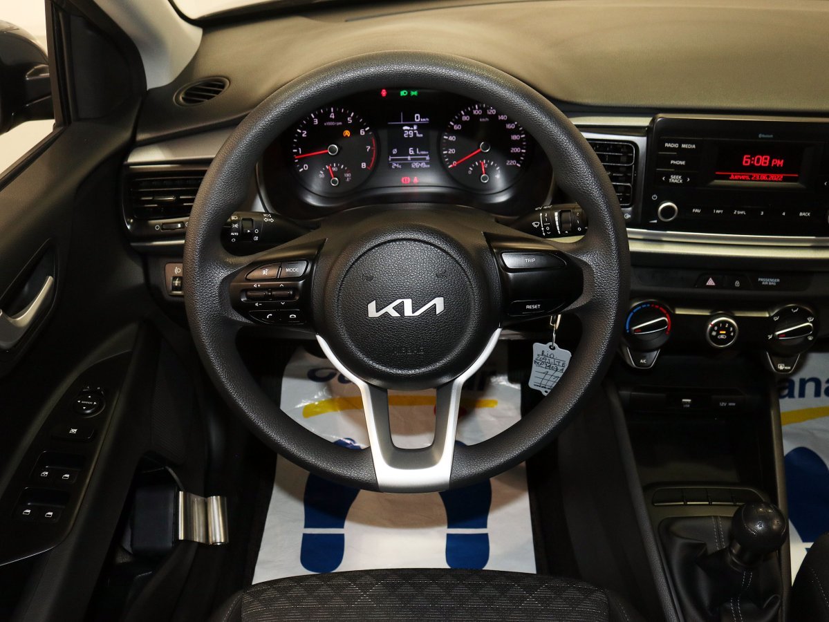 Foto Kia Rio 15