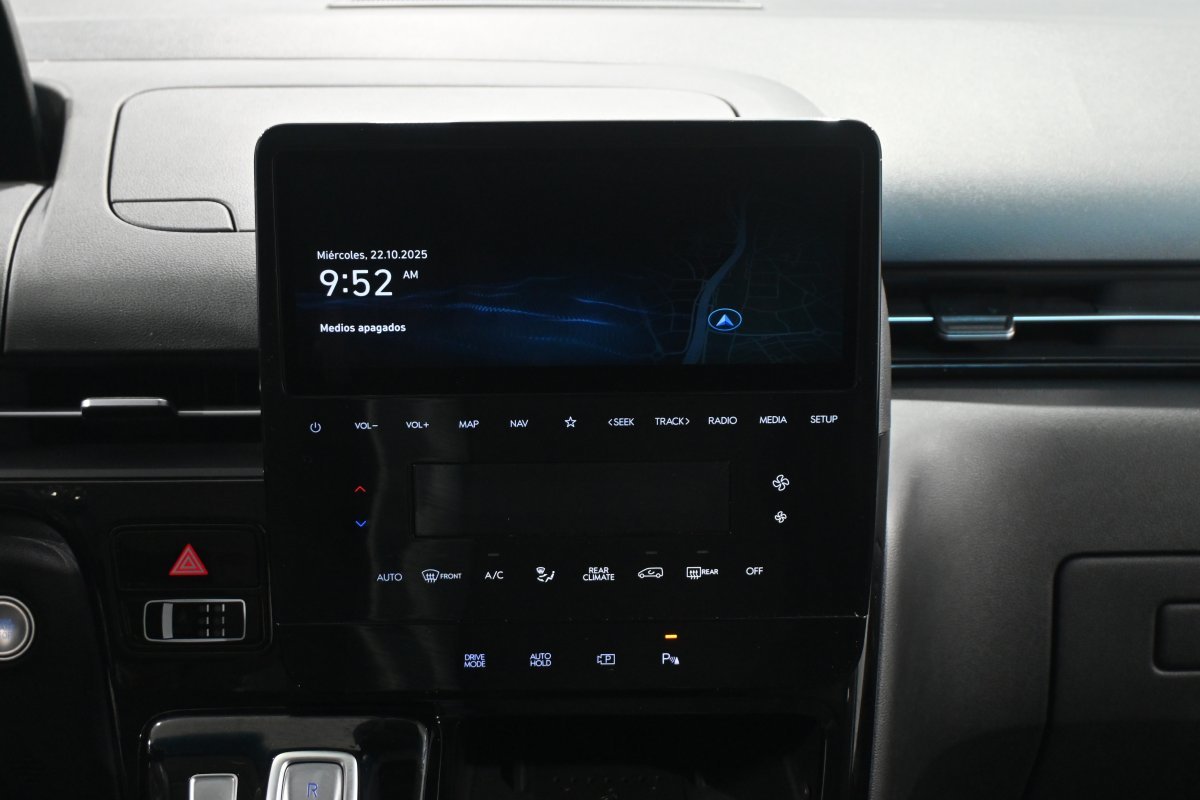 Foto Hyundai Staria 17