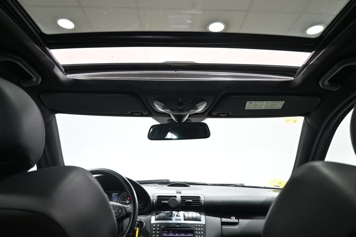 Foto Mercedes-Benz Clase CLC 26