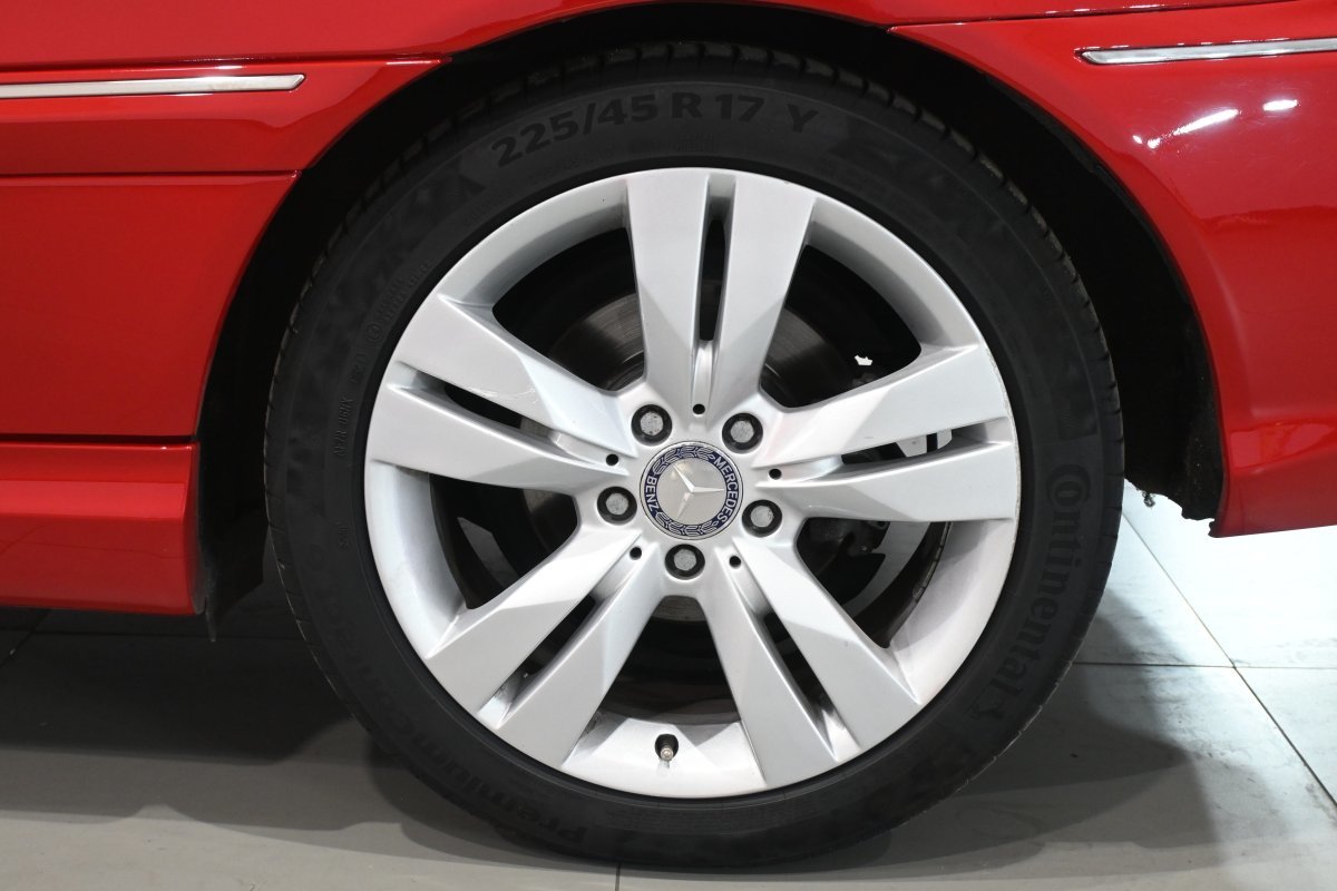 Foto Mercedes-Benz Clase CLC 30