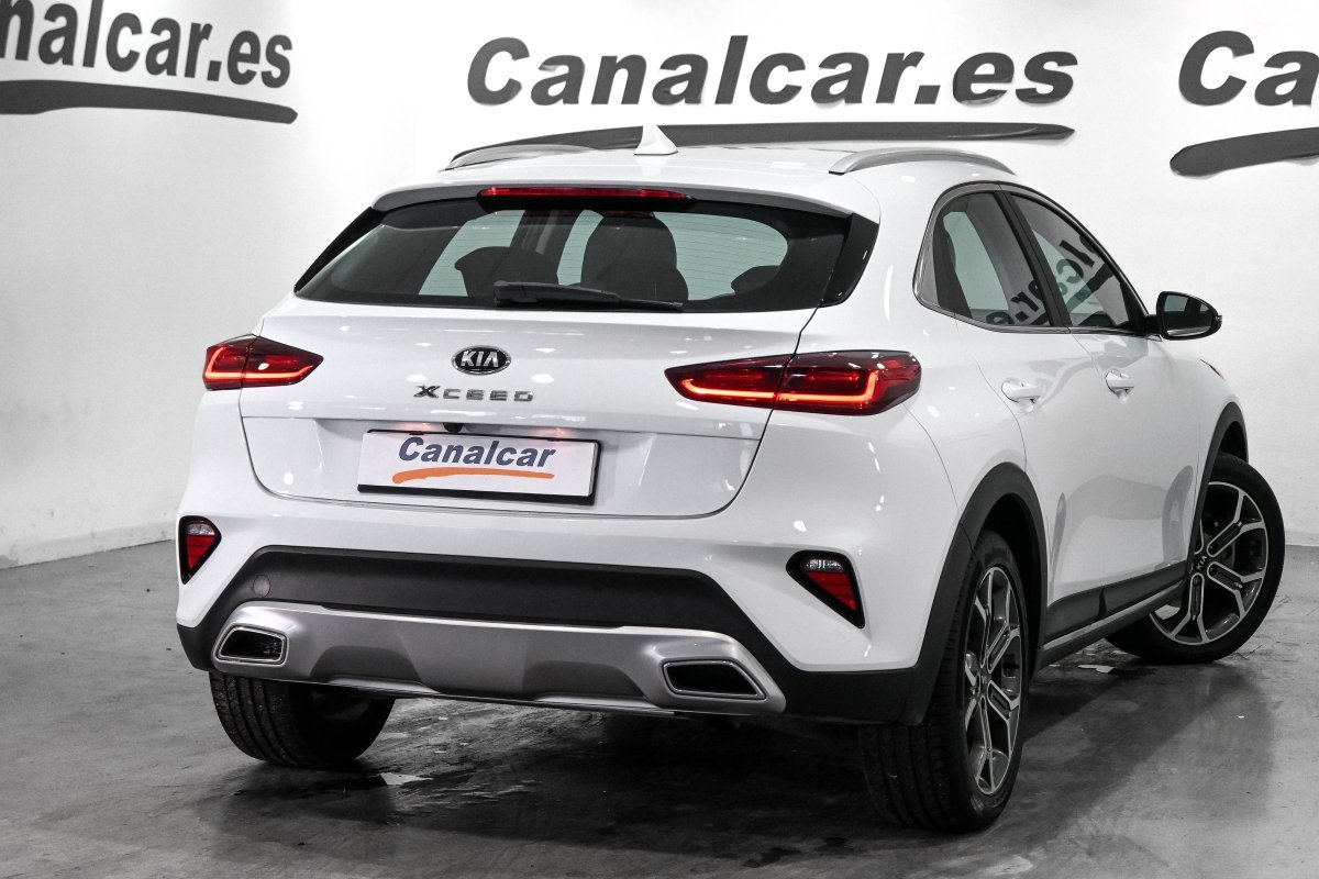 Foto Kia XCeed 4