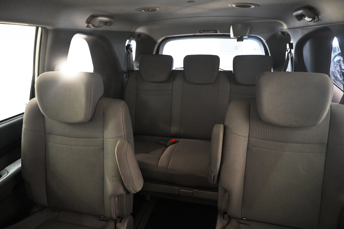 Foto SsangYong Rodius 9