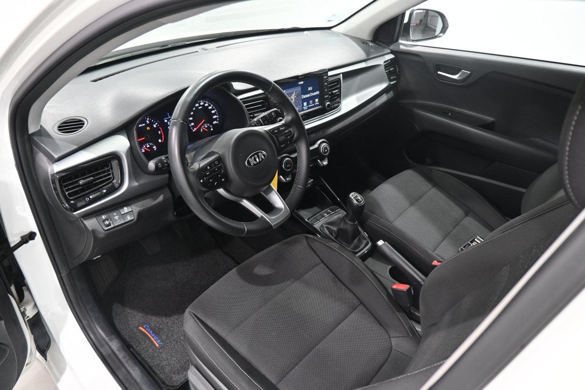 Foto Kia Rio 9