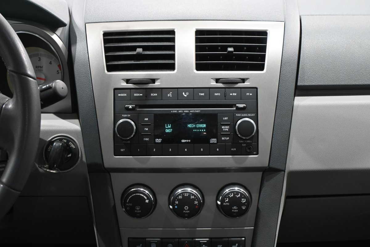 Foto Dodge Avenger 14