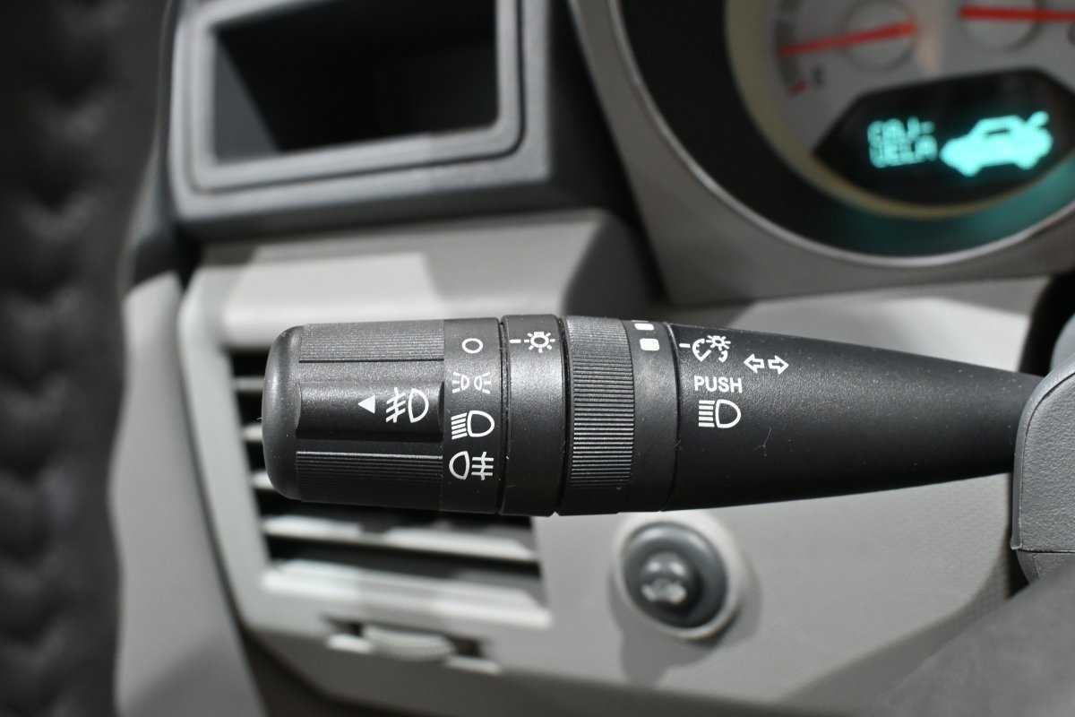 Foto Dodge Avenger 19