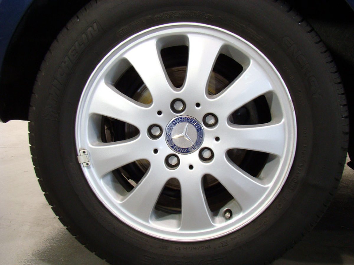 Foto Mercedes-Benz Clase A 16