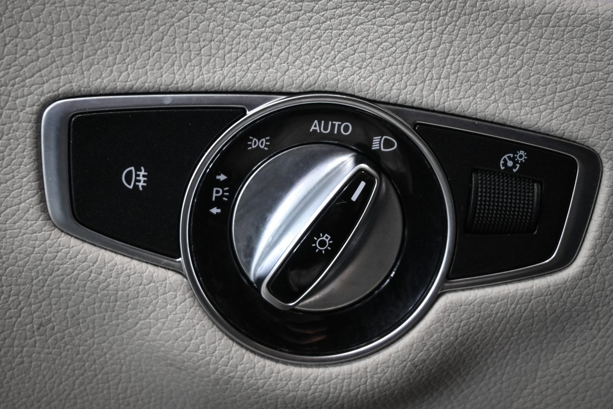 Foto Mercedes-Benz Clase E 26