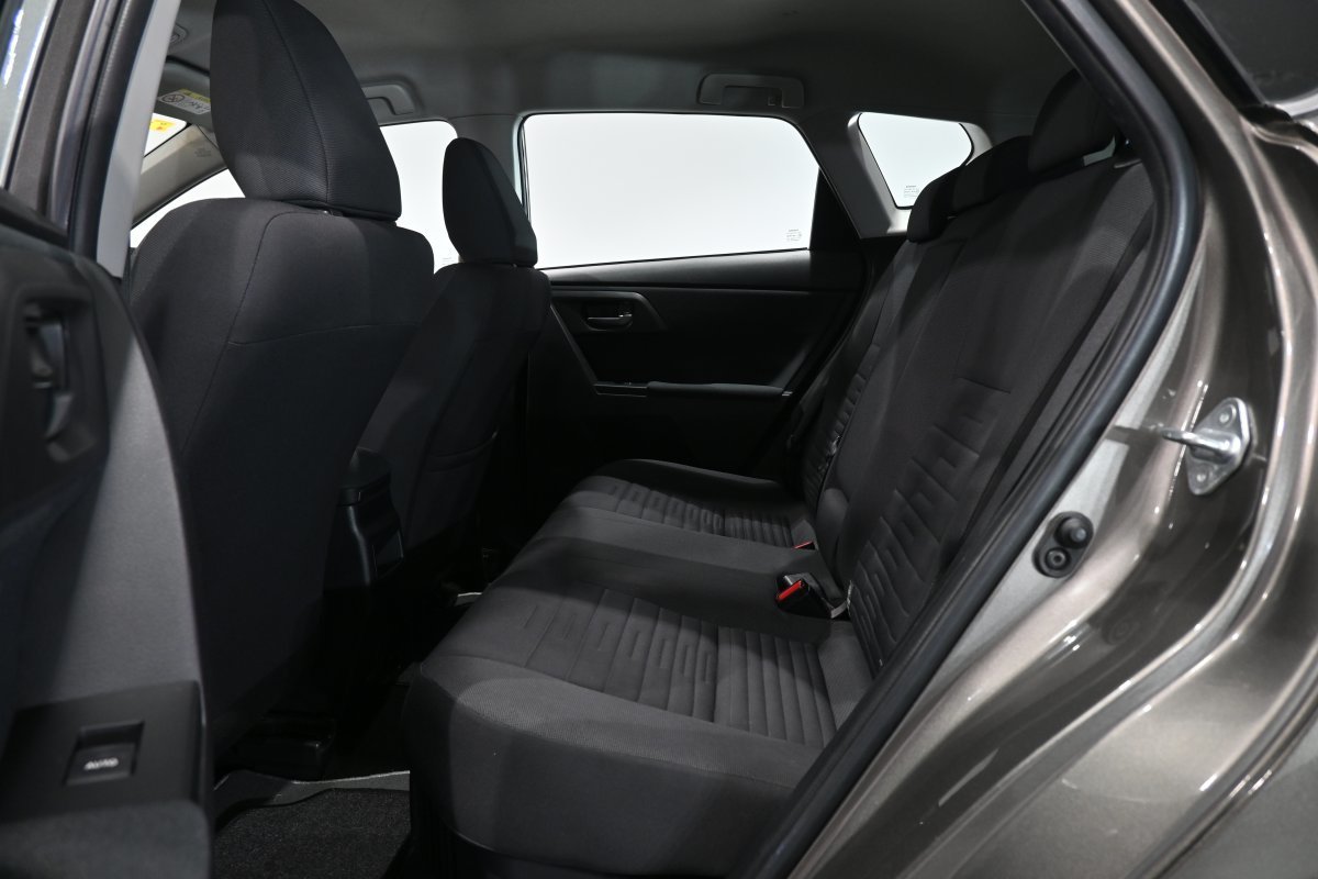 Foto Toyota Auris 11