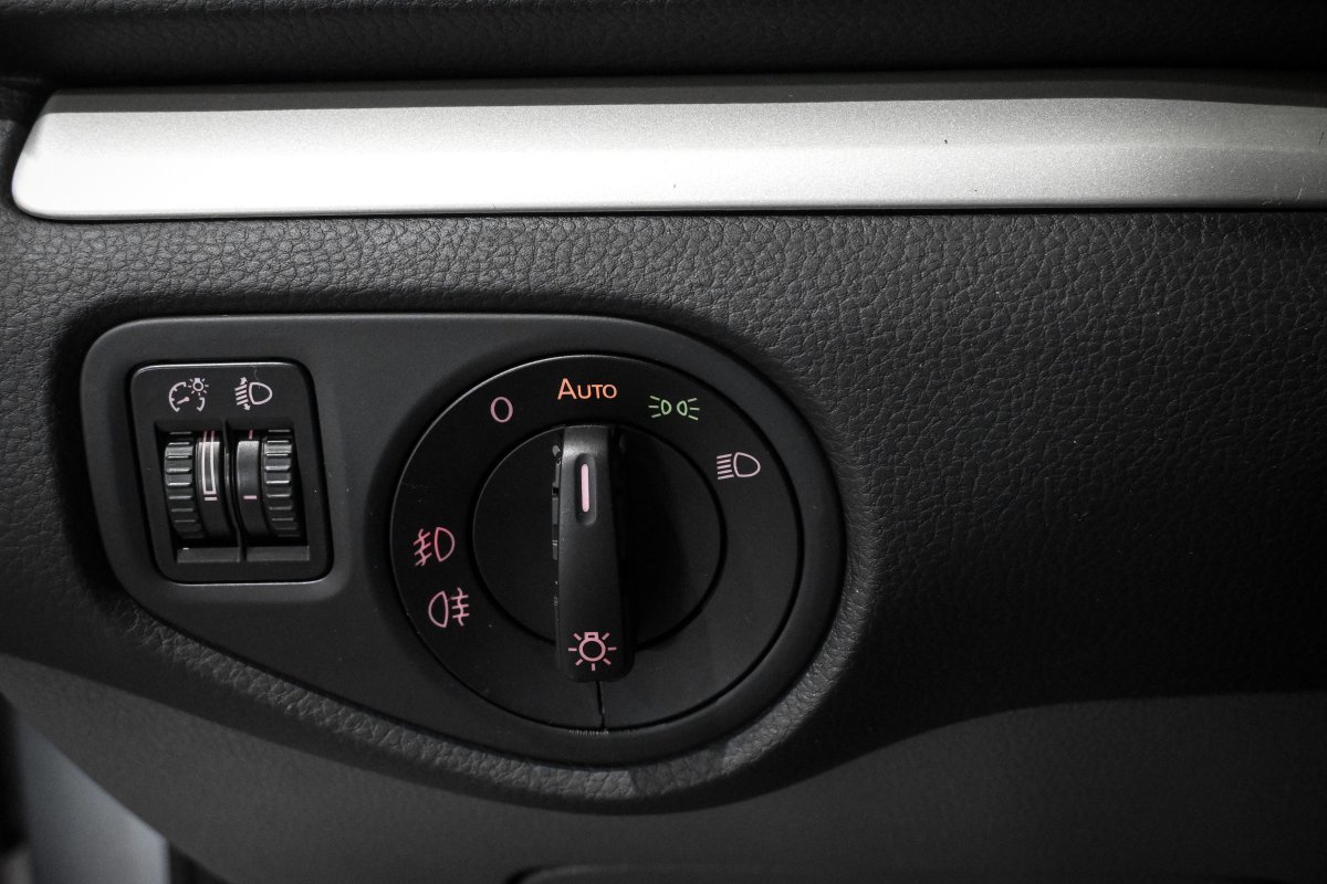 Foto Seat Alhambra 26