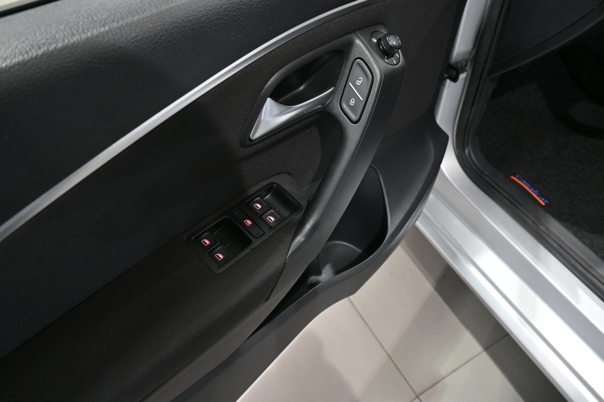 Foto Volkswagen Polo 23