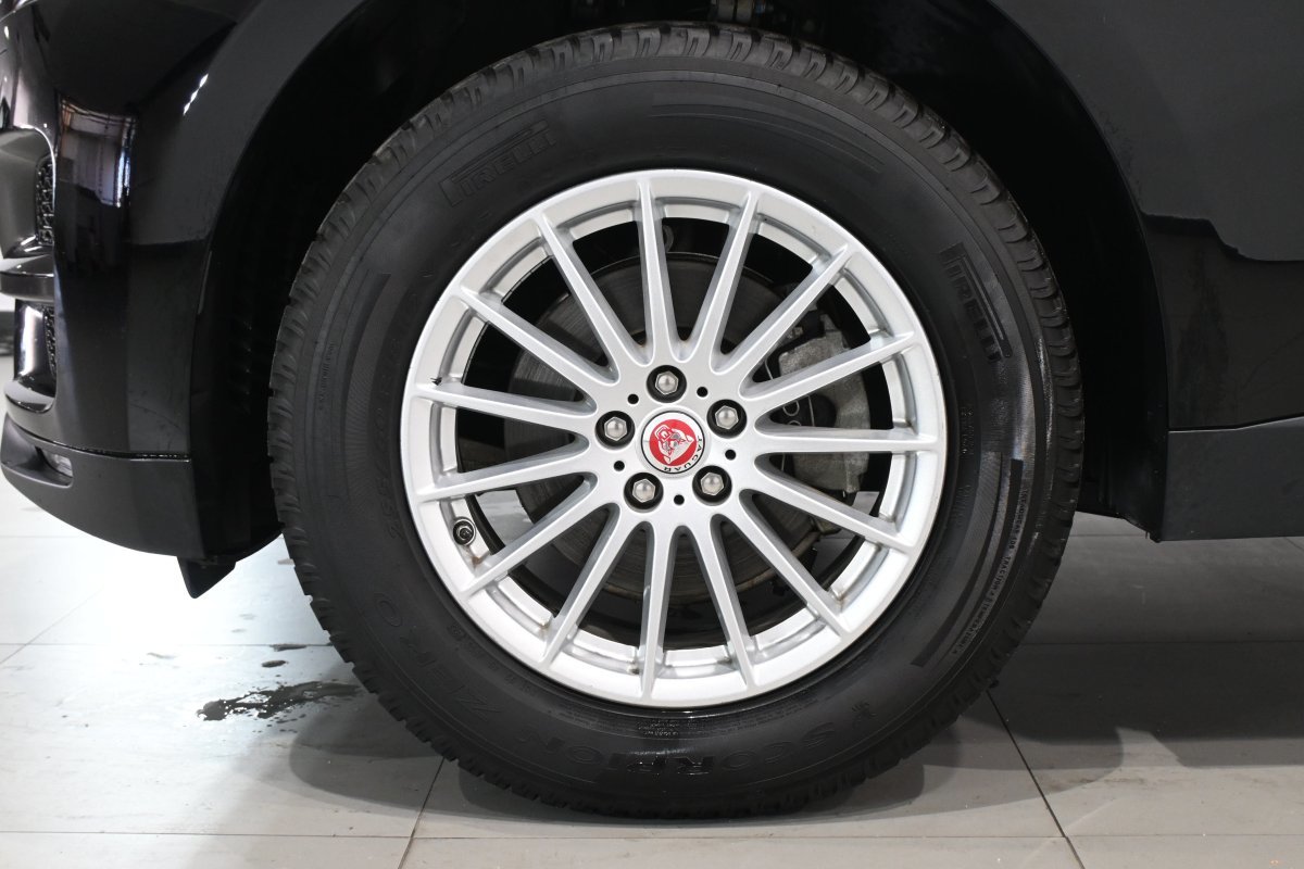 Foto Jaguar F-Pace 30