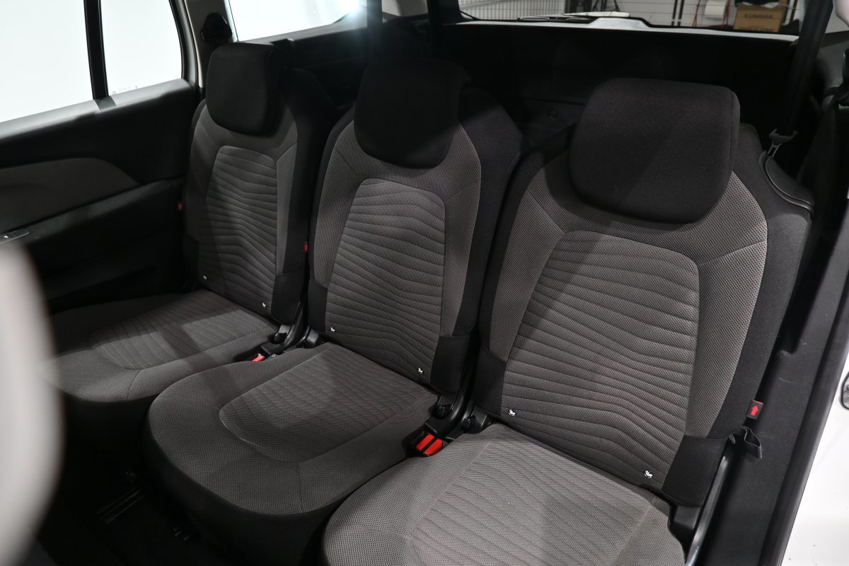 Foto Citroën Grand C4 SpaceTourer 11