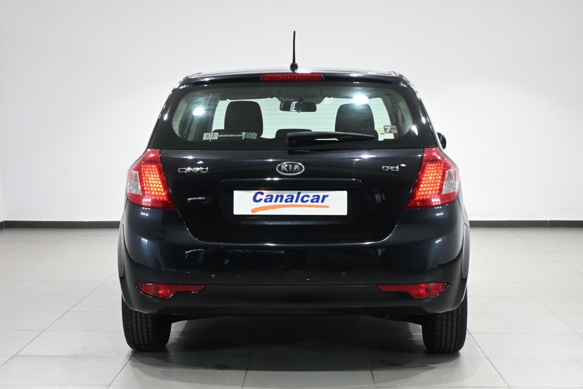 Foto Kia Ceed 5