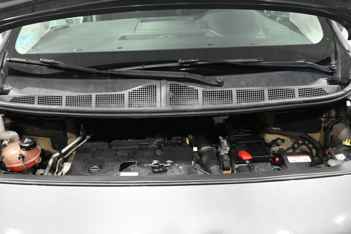 Foto Peugeot Traveller 7